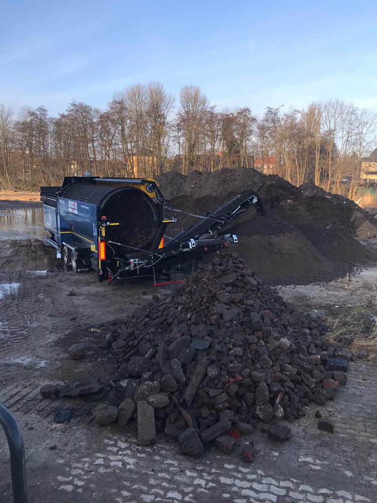 Recyclinganlage-Bodenstoffrecycling-Cuxhaven-Baustoffe-Mineralgemisch-Naturstein-Machulez